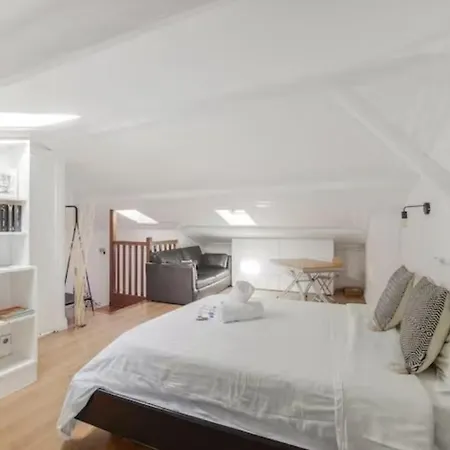 M-otel - Groupes & Familles - 5 Min Montmartre Apartment