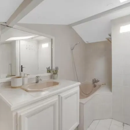 M-otel - Groupes & Familles - 5 Min Montmartre Apartment Paris